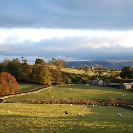 Far View House * Penruddock